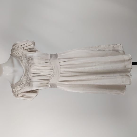 Zhouk Dress Size M Cream Flutter Sleeves Tie Waist Embroidered Cutouts 100% Silk - Picture 2 of 16